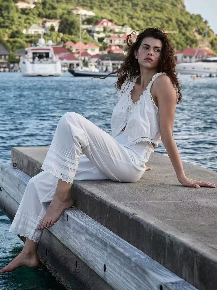 Cotton and linen clothing